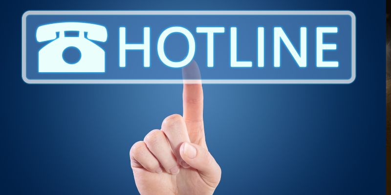 Hotline là kênh bạn dùng khi gặp trường hợp khẩn cấp phải xử lý Hotline là kênh bạn dùng khi gặp trường hợp khẩn cấp phải xử lý